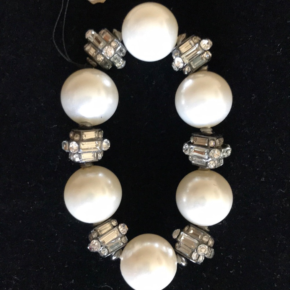 Jewelry - Picture 7 of 7